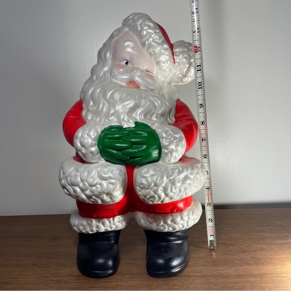 Large Vintage 14 1/2 Inch Atlantic Mold Ceramic Winking Santa Christmas Decor - Picture 8 of 15